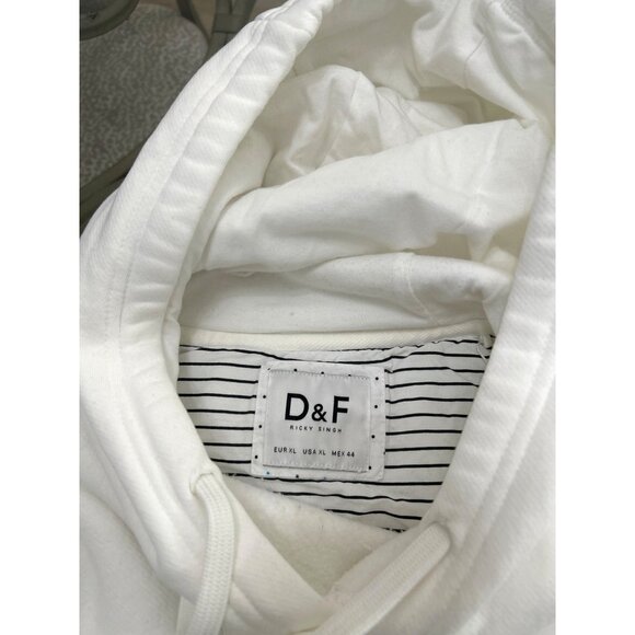 D&F White Hoodie with Front Pocket & Hooded Design Size XL - Picture 6 of 10